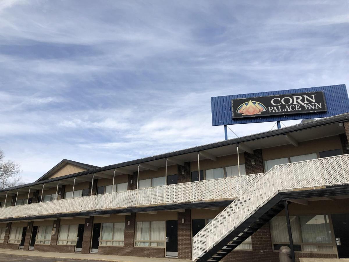 Corn Palace Inn มิทเชลล์ ภายนอก รูปภาพ