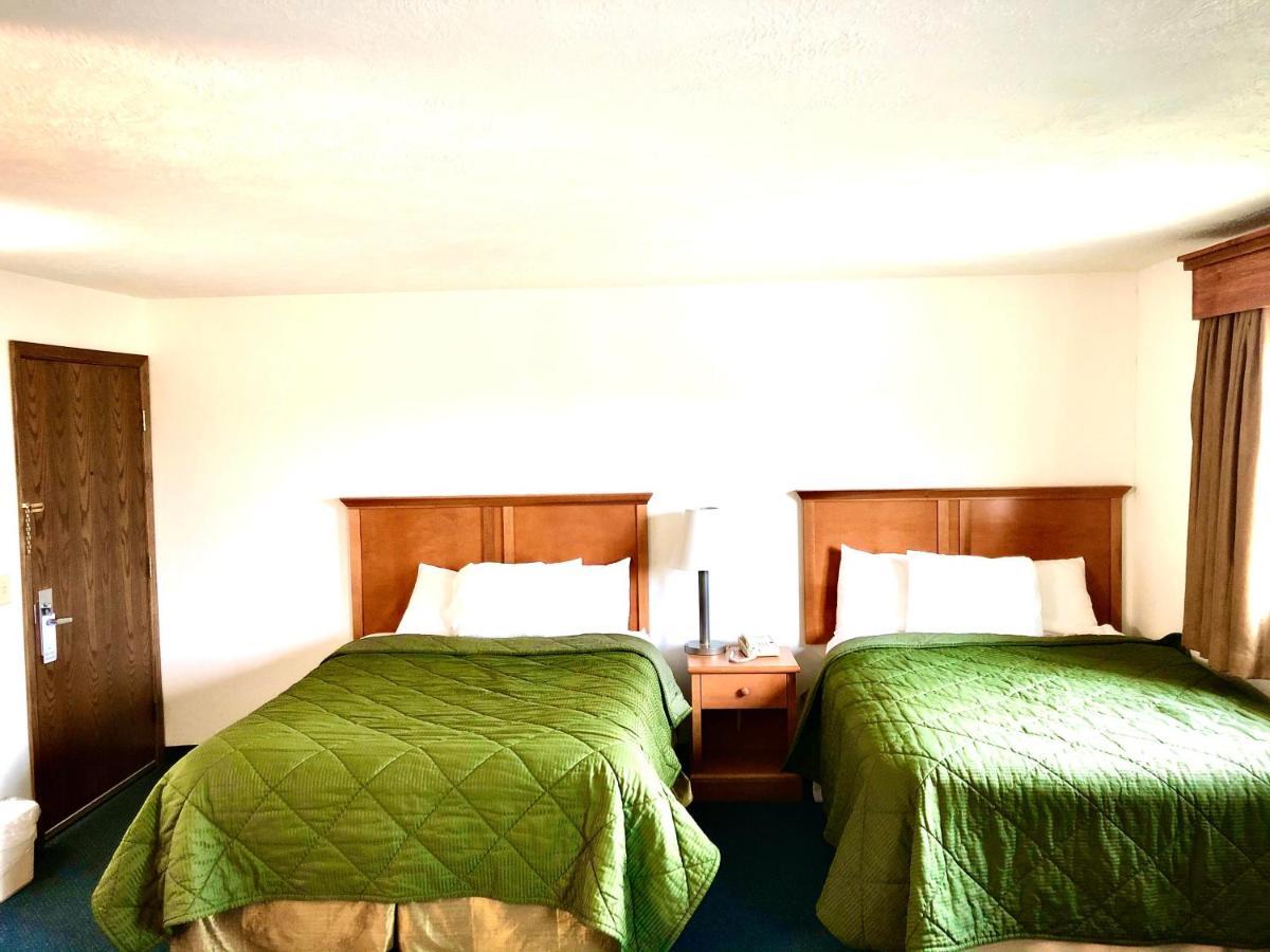 Corn Palace Inn มิทเชลล์ ภายนอก รูปภาพ
