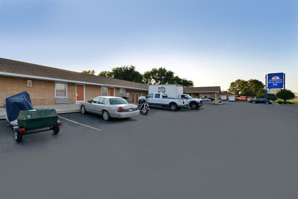 Corn Palace Inn มิทเชลล์ ภายนอก รูปภาพ